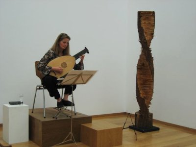 Ulrike Schober, Laute, bei der Vernissage
