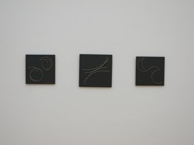 Roland Phleps: Grafische Reliefs "Kreisfragmente", "Vier Kreisbogen" und "Taube"