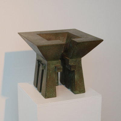 Alberto de Udaeta: Skulptur "TEMPLO DEL BRONCE"