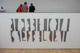 Karl Menzen: cut - mehrteilige Installation