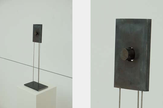 Jürgen Heinz: Skulptur "In One Another"
