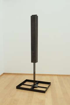 Jürgen Heinz: Skulptur "Pendulum II"
