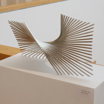 Andreu Alfaro: Quadrat obert