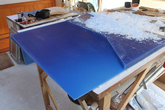 Eine Paraffinarbeit entsteht im Atelier von Norbert Müller-Everling