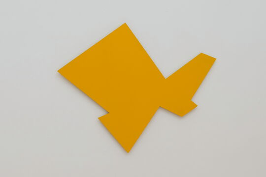 Norbert Thomas: Wand-Form Gelb