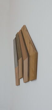 Robert Steng: Four Beams (of Different Woods)
