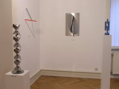Galerie Emilia Suciu, Ettlingen: Ausstellung "Das Metall in der Konkreten Kunst"