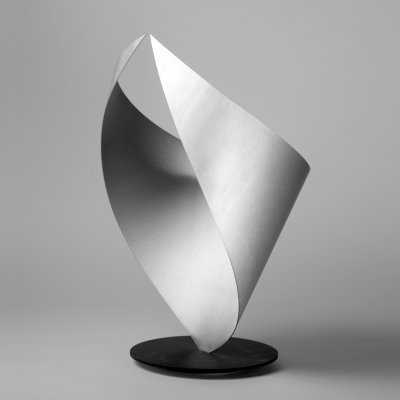 Roland Phleps - Dreieck 30-120-30 symmetrisch gerundet