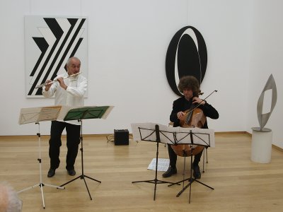 Antonio Carrasqueira, Flöte, und Walter-Michael Vollhardt, Cello