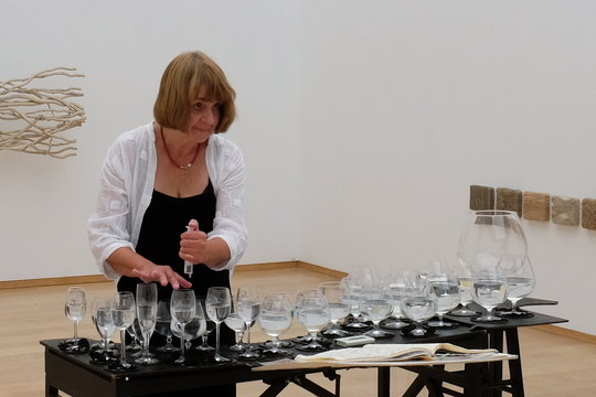 G. O'Grady-Pfeiffer, Glasharfe